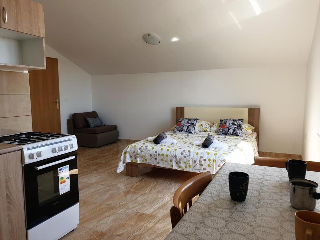 Apartments Loina Novalja Dış mekan fotoğraf