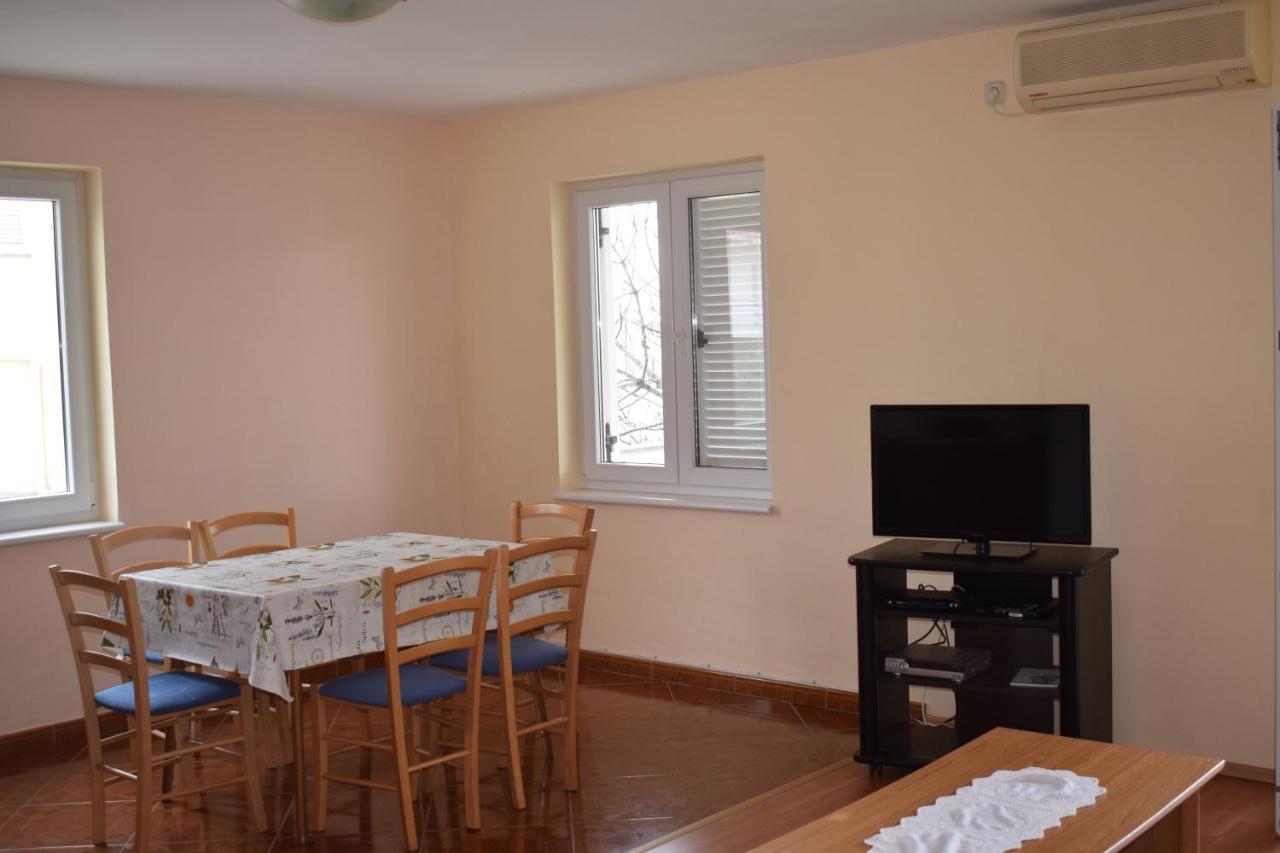 Apartments Loina Novalja Dış mekan fotoğraf